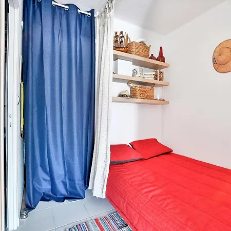 Apartament Lovely In With Kitchen *
