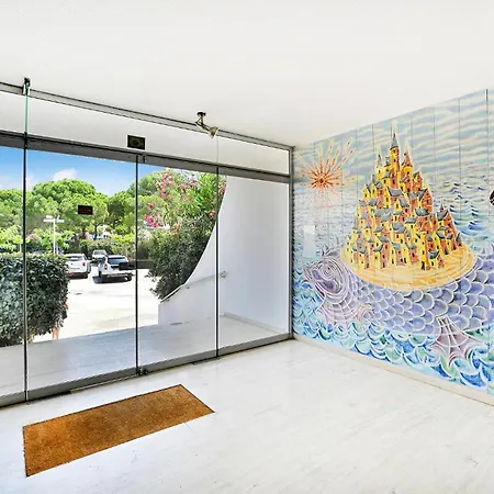 Lovely In With Kitchen Apartament Le Grau-du-Roi